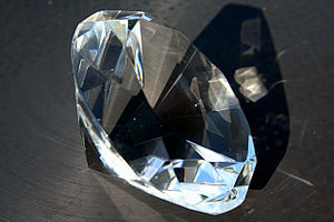 Файл:A big shiny diamond.jpg