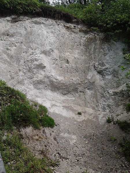 Файл:Dolomit - panoramio.jpg